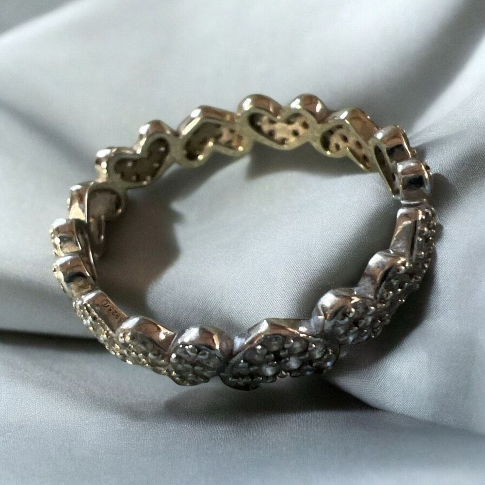 Sterling Silver Upside Down Tiny Heart Ring Size 7 - image 3